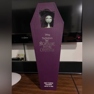 Hot Topic exclusive Nightmare Before Christmas Sally Coffin doll